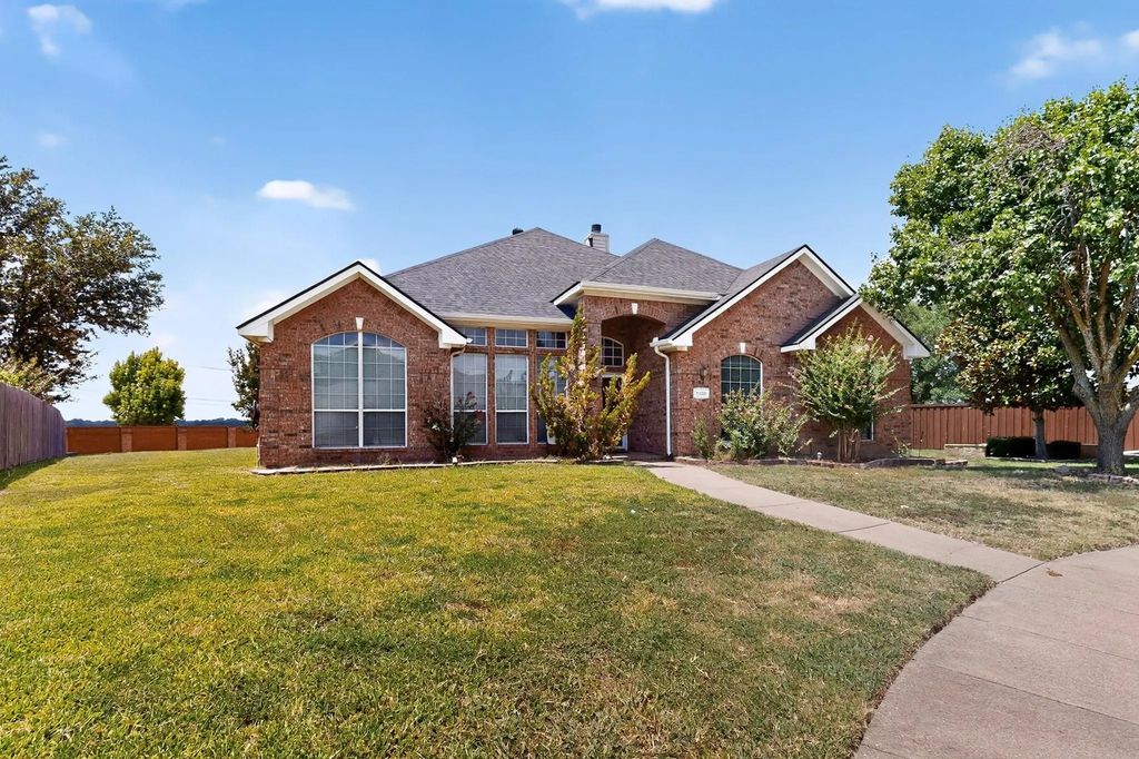 7705 Whitecedar Lane, Rowlett