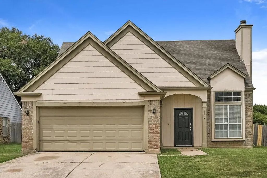 2500 Coldstream Drive, Fort Worth