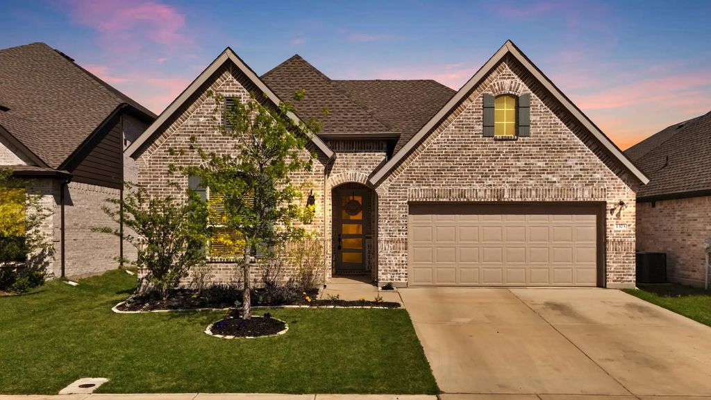 1373 Silverthorn Trail, Justin