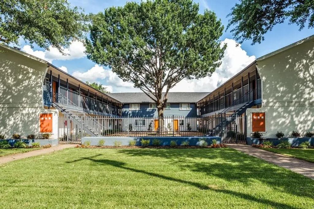 4618 Reiger Avenue 101, Dallas