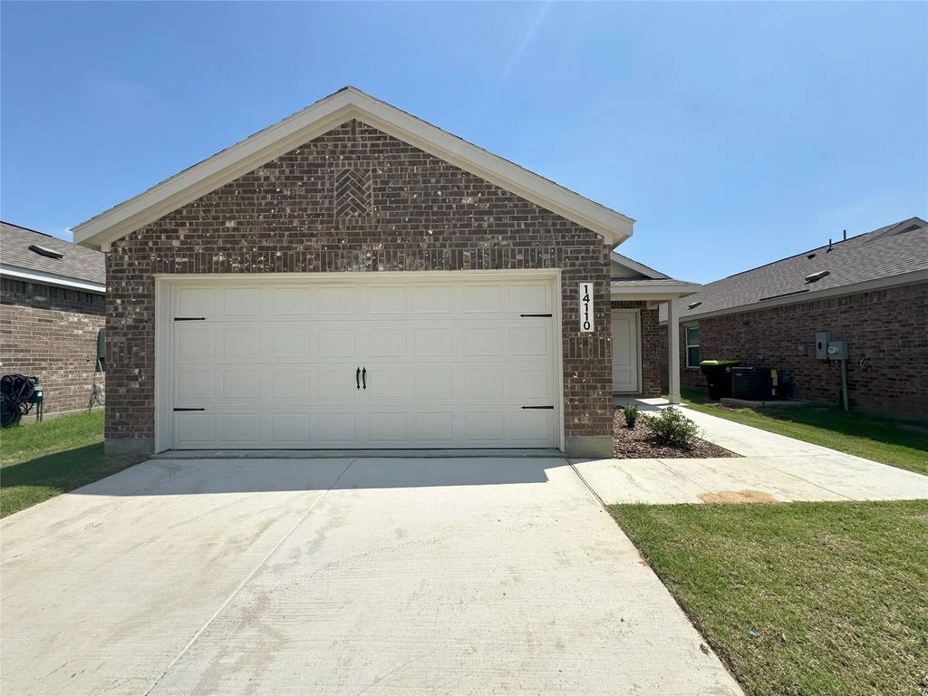 14110 Kempt Drive, Pilot Point