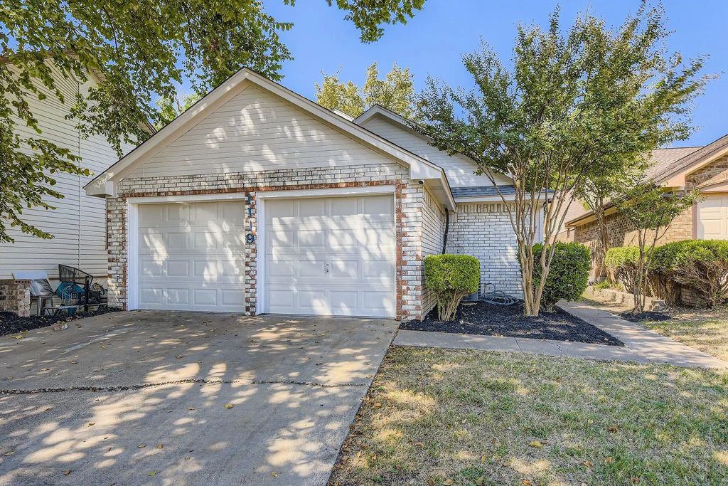 1119 Harlow Lane, Duncanville