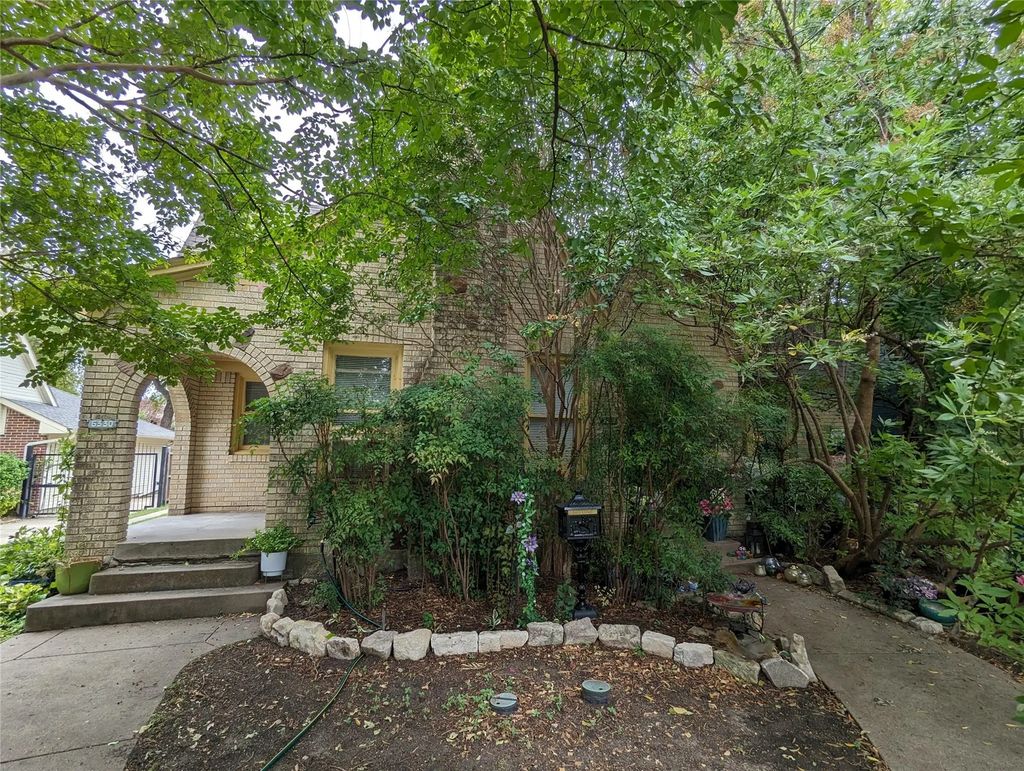 6330 Vickery Boulevard, Dallas