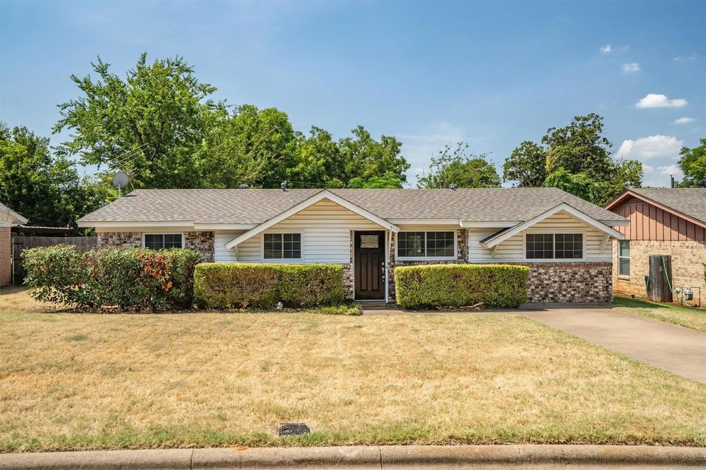917 Bryan Drive, Bedford