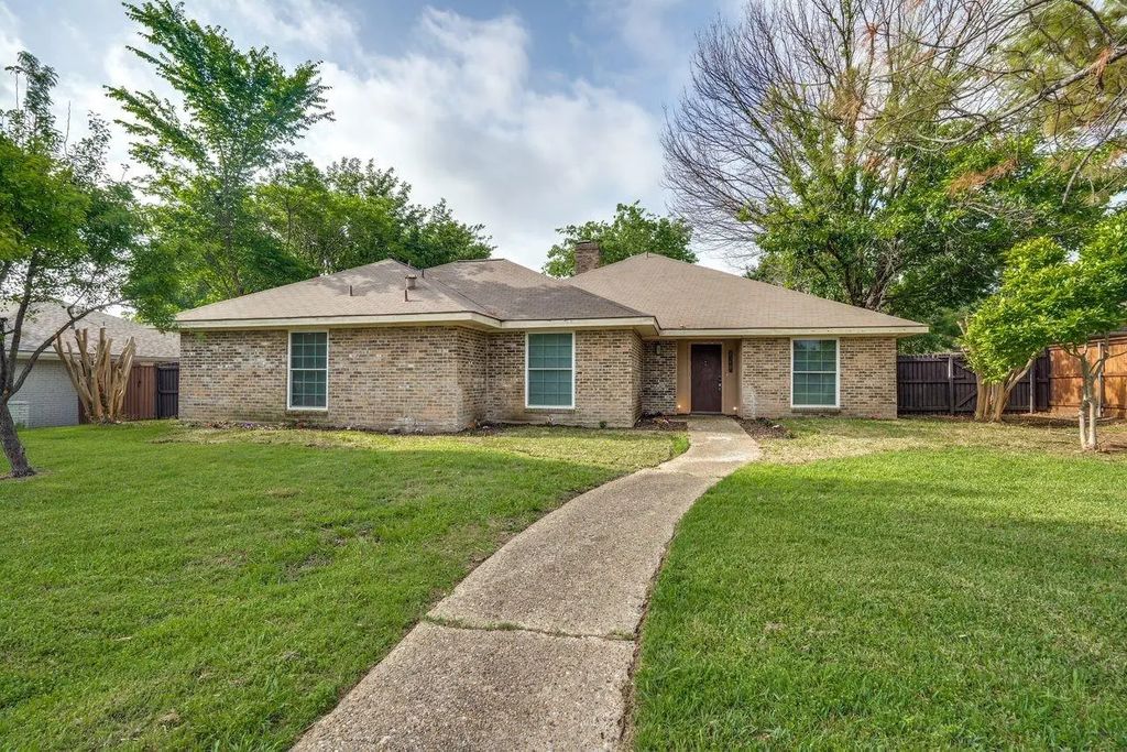2312 Regal Road, Plano