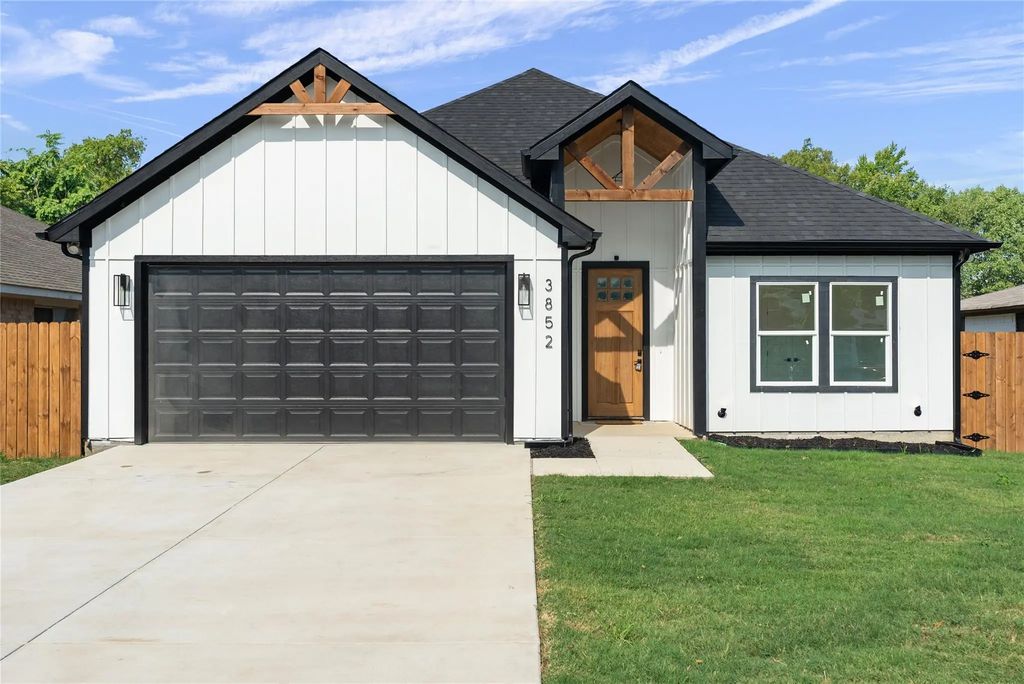 3852 Waldorf Street, Fort Worth