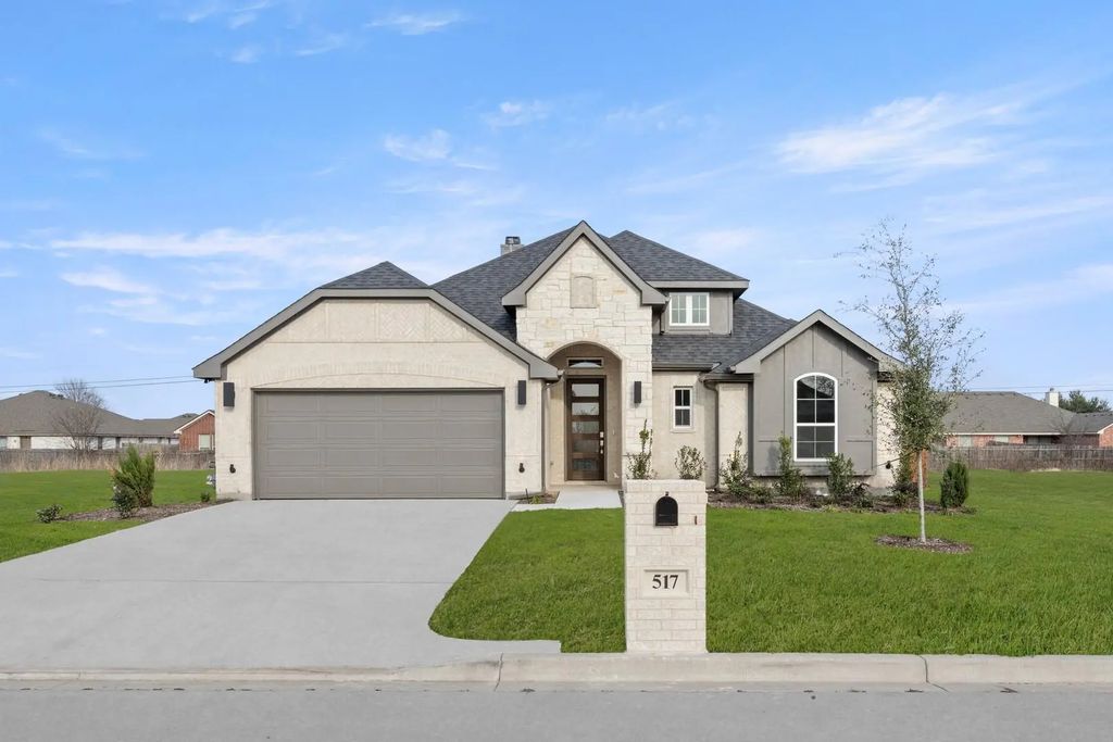 517 Geyser Trail, McGregor