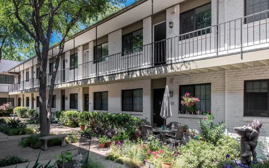 4710 Abbott Avenue 203, Highland Park