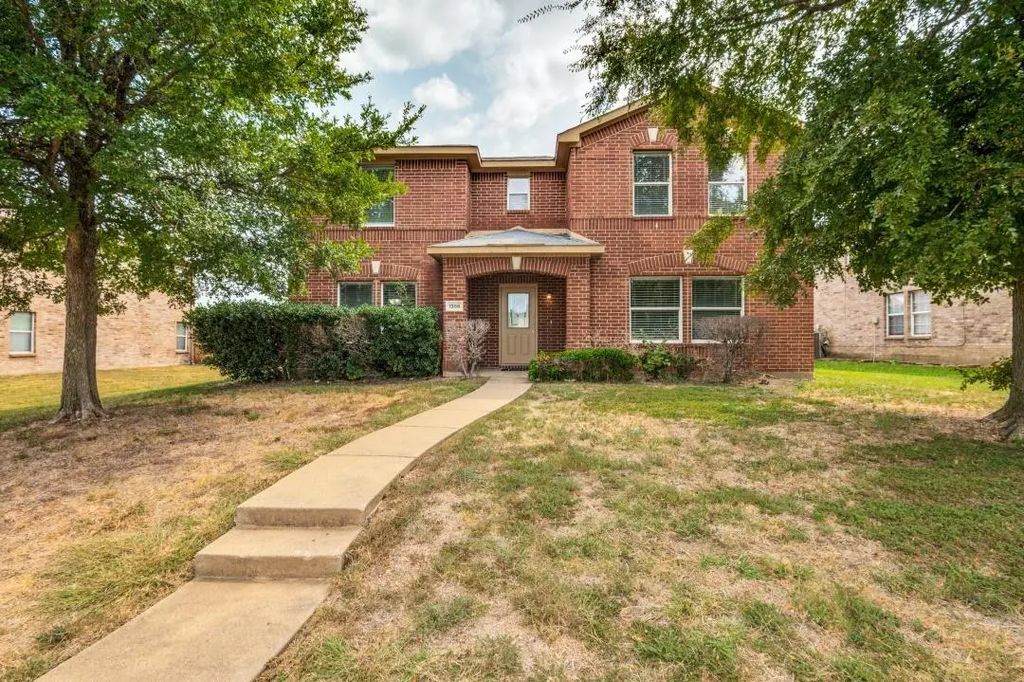 1356 Fox Glenn, Cedar Hill