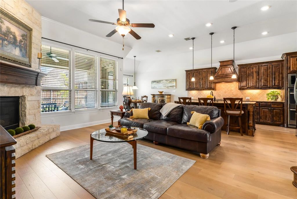 1112 Rhett Drive, Colleyville