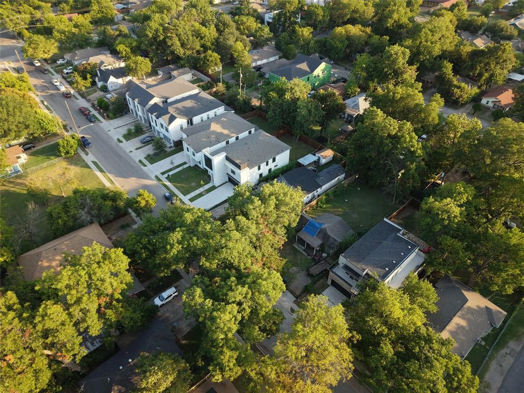 611 Parkview Avenue, Dallas