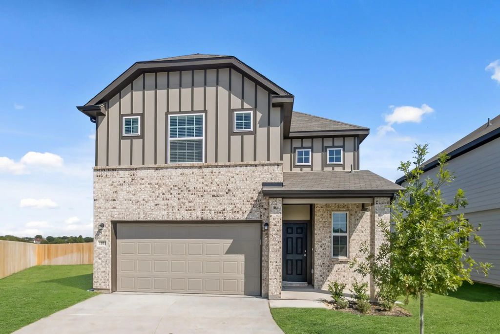 1001 Wind Drift Way, Fort Worth