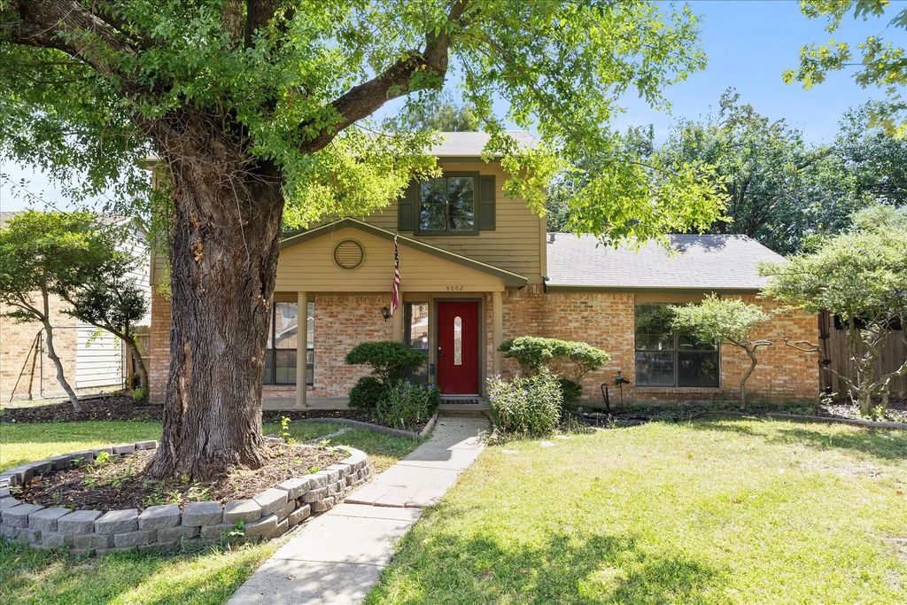 9002 Denver Street, Rowlett