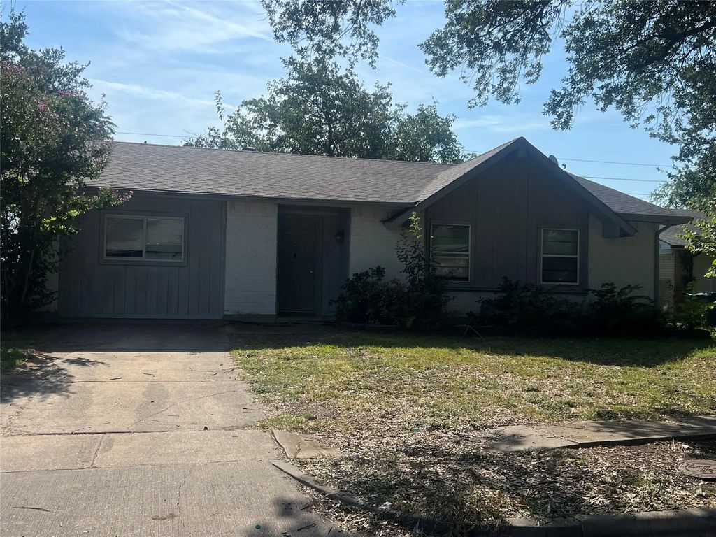 2914 Ravine Circle, Carrollton