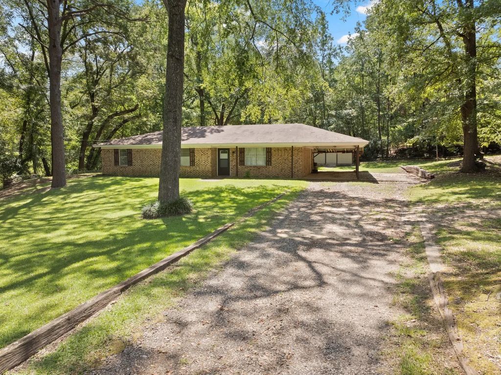 91 County Road 2108, Pittsburg