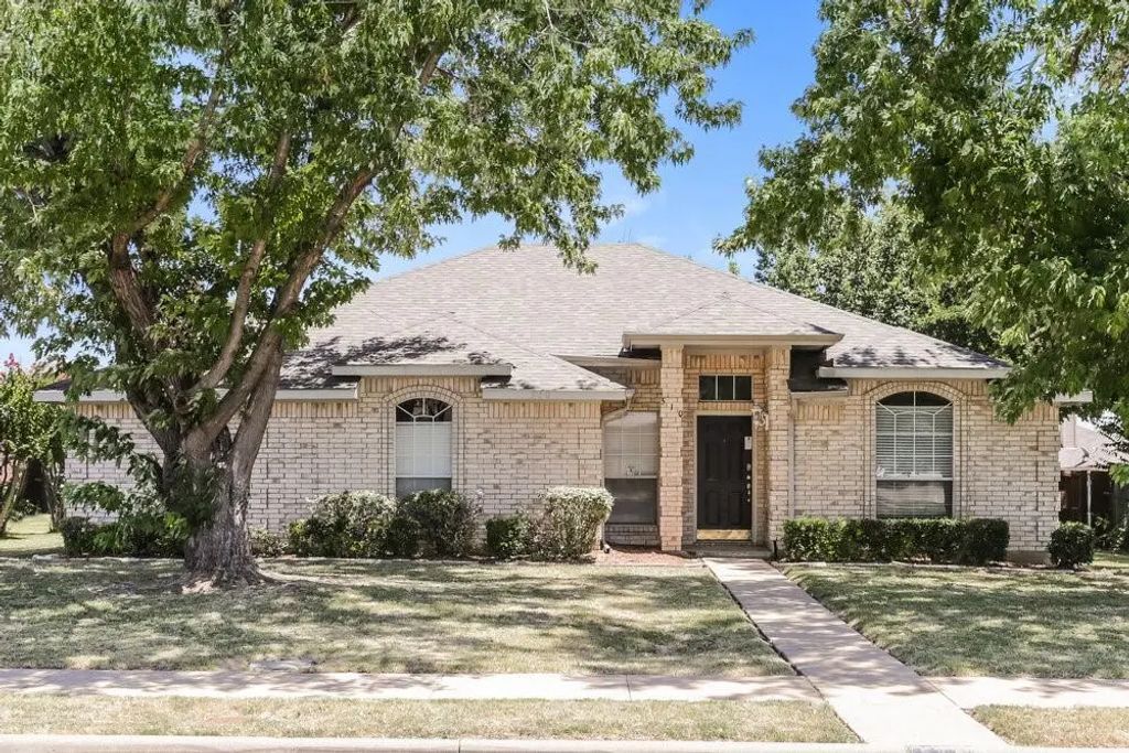 510 Branchwood Drive, Lancaster
