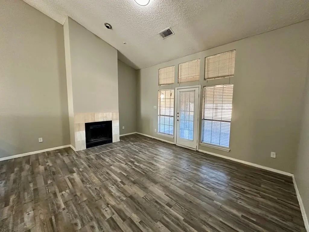 9823 Summerwood Circle 2116, Dallas