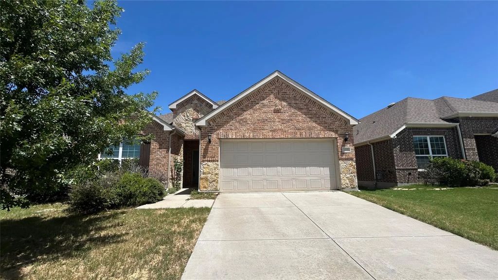 2221 Candler Club Way, Little Elm