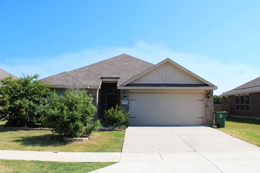 108 Magnolia Drive, Sanger