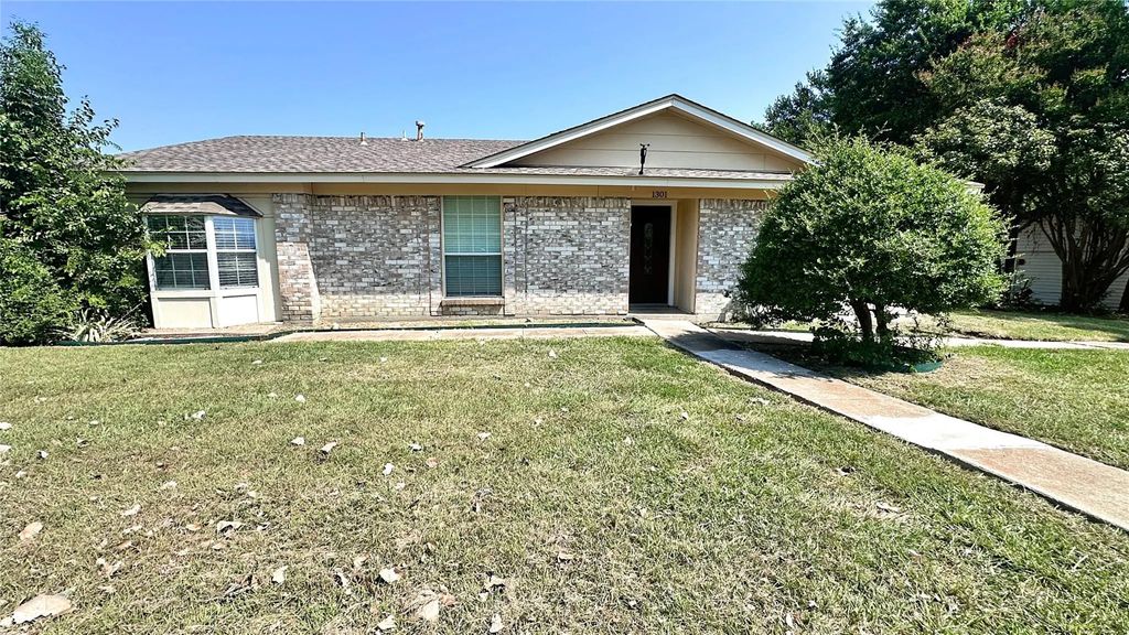 1301 Quail Drive, Garland