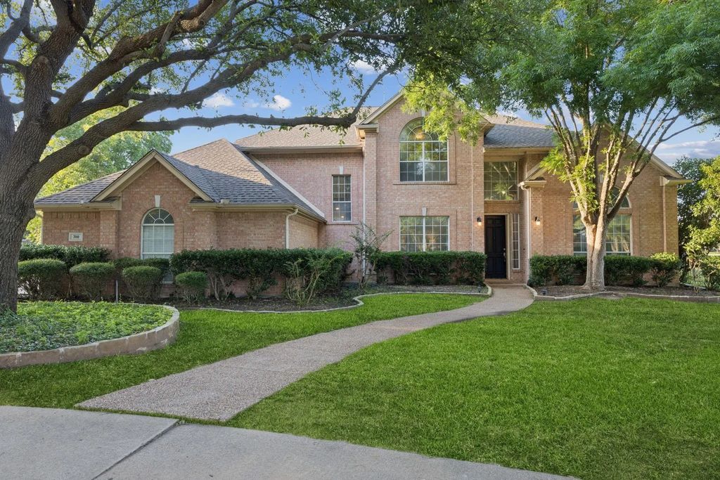 700 Dover Place, Southlake