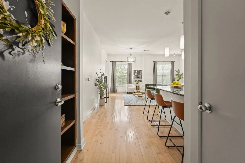 2950 Mckinney Avenue 303, Dallas