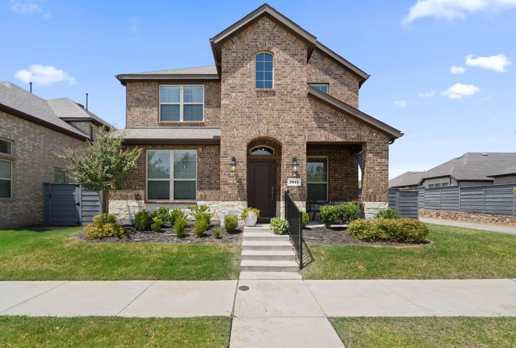 7012 Willow Thorne Drive, Little Elm