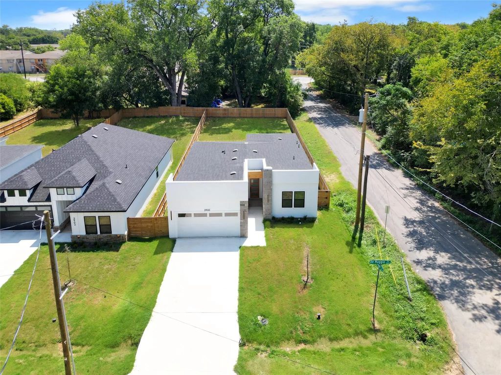 3900 De Maggio Avenue, Dallas