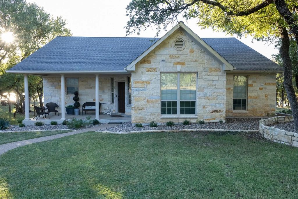 11240 County Road 454, Brownwood
