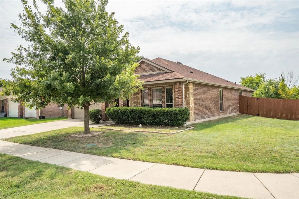 1813 Burl Lane, Anna
