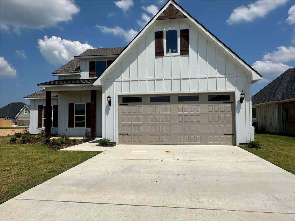 193 Laurel Valley Lane, Stonewall