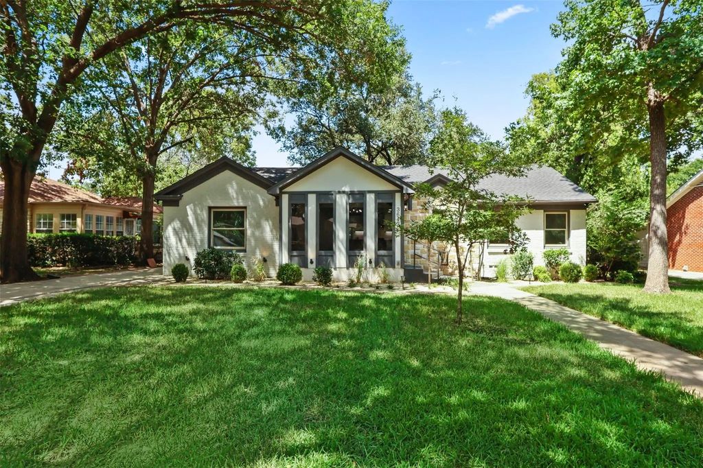 3642 W Biddison Street, Fort Worth
