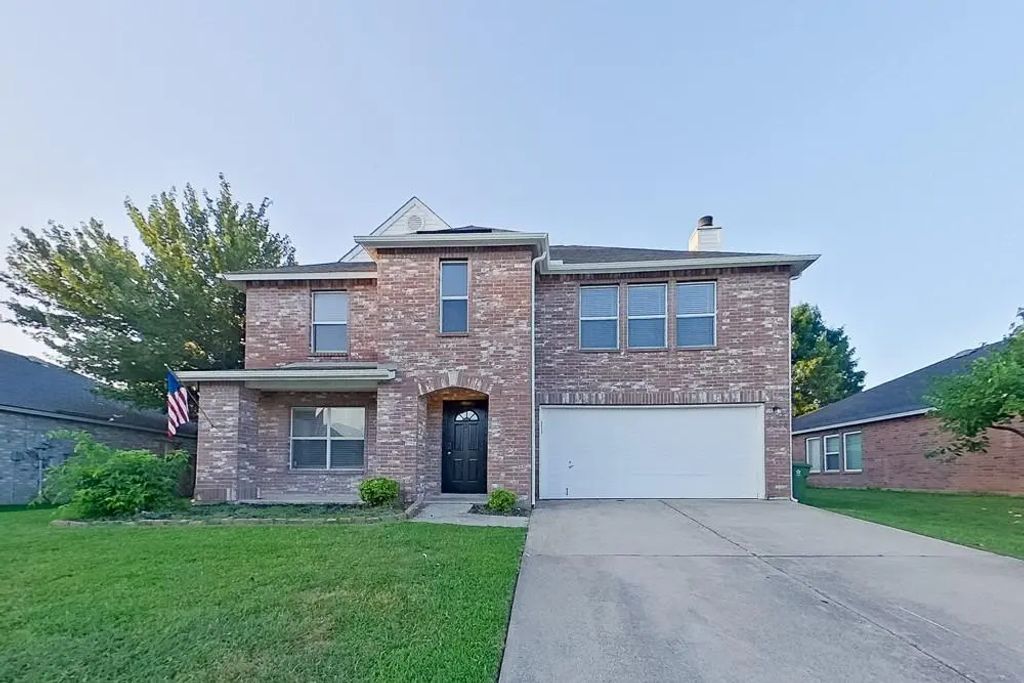 2208 Capstan Drive, Arlington