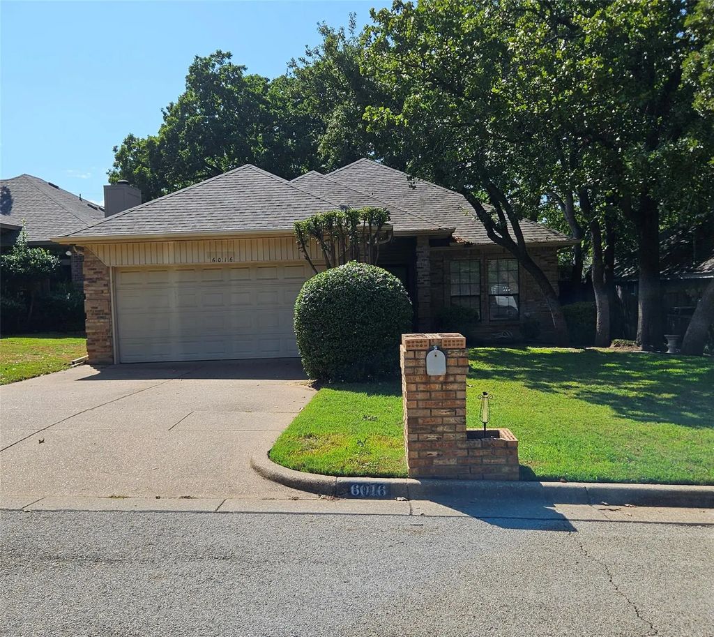 6016 Paradise Drive, Arlington