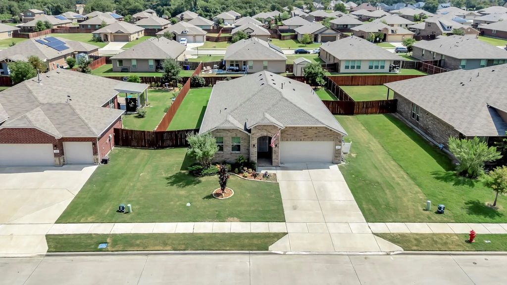 428 Helm Lane, Azle