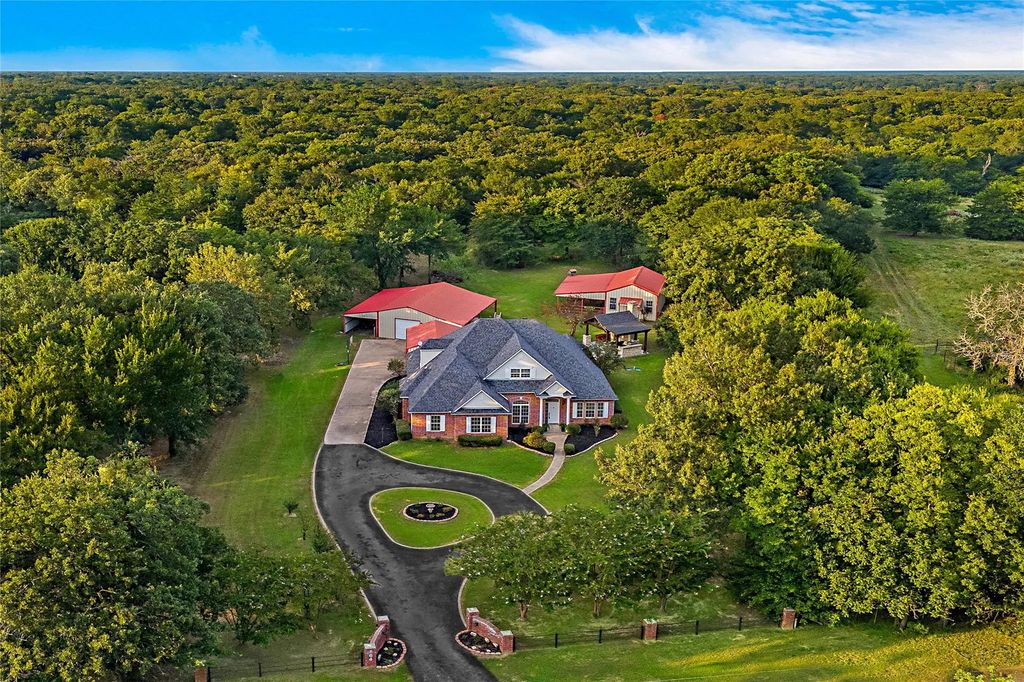 564 Vz County Road 3213, Wills Point
