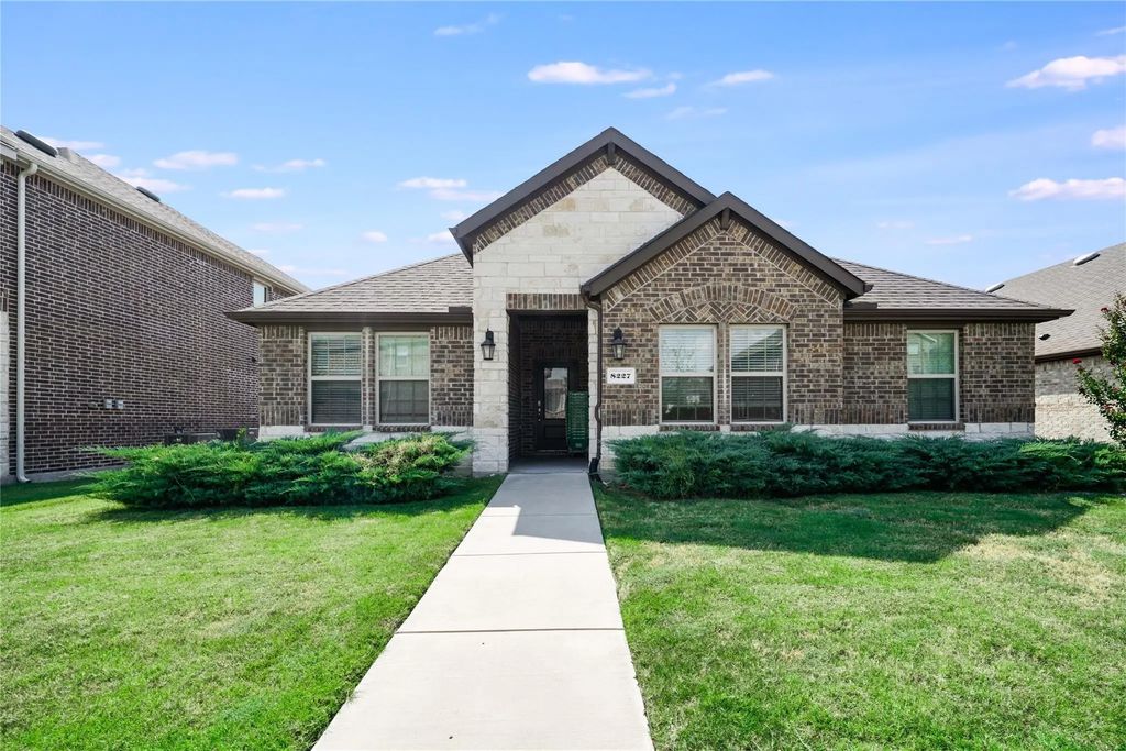 8227 Caribou Drive, Frisco