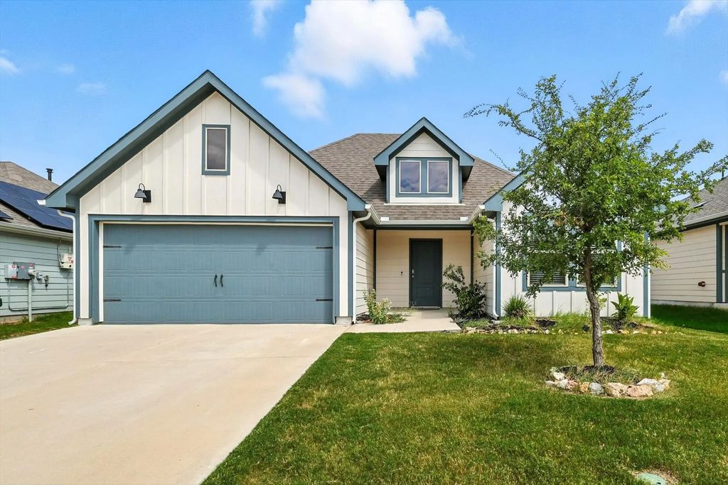 11112 W Pond, Providence Village