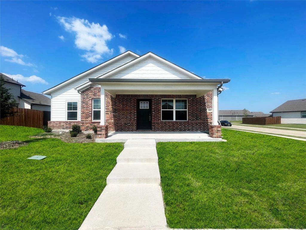 4005 Dayton Drive, Forney