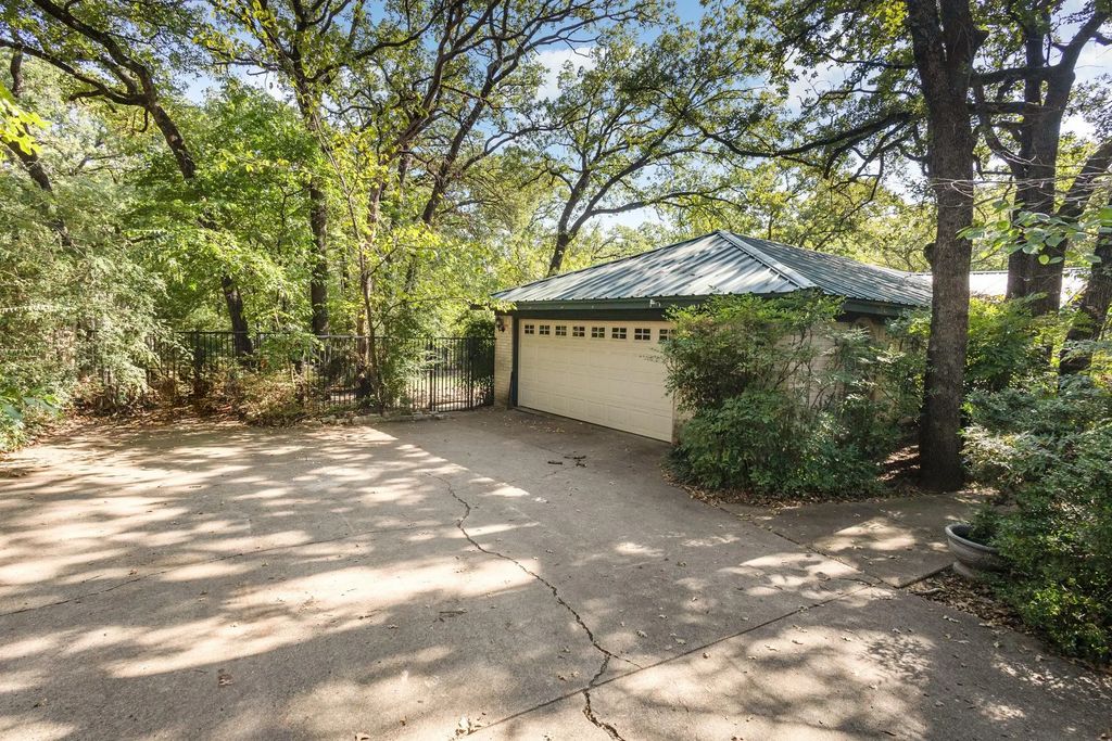 2308 Westwood Drive, Arlington