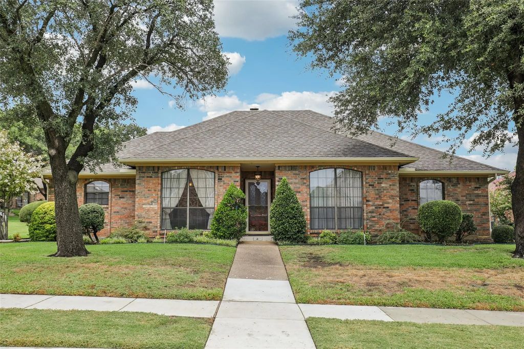 1411 Elizabeth Drive, Carrollton