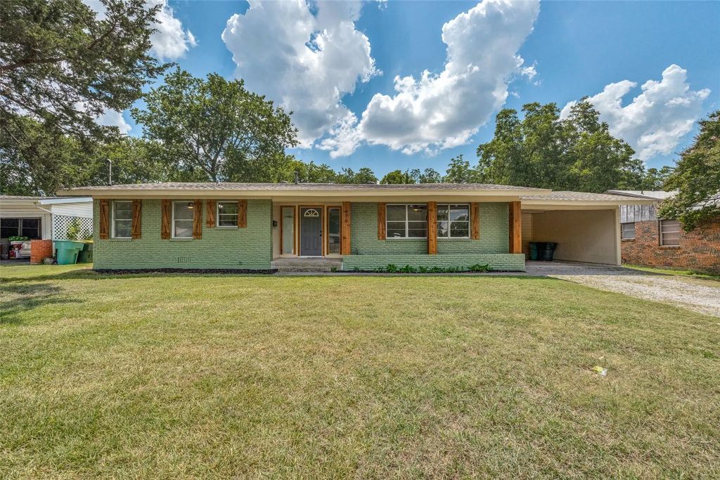 416 W Lamberth Road, Sherman