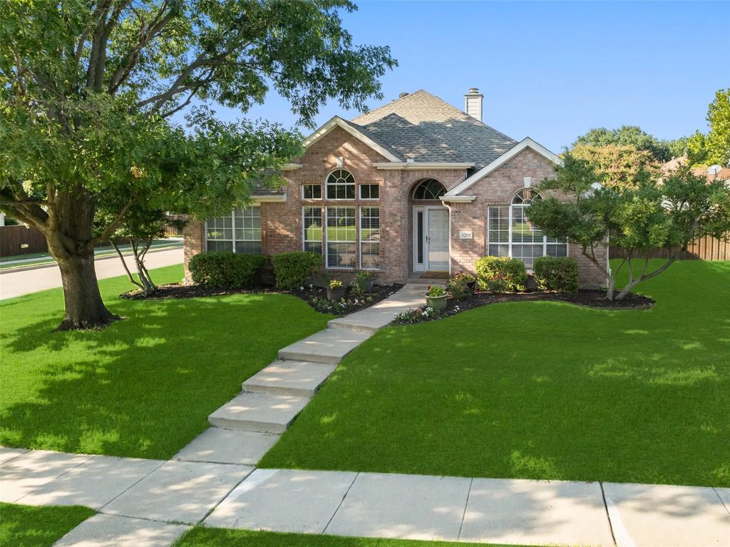 3201 Burleson Drive, Plano