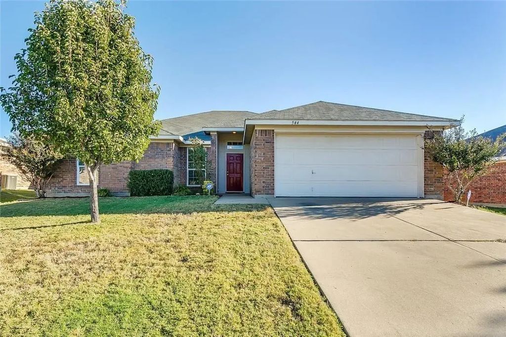 544 Marybeth Drive, Burleson