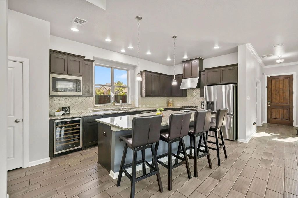 4208 Whispering Willow Way, Arlington