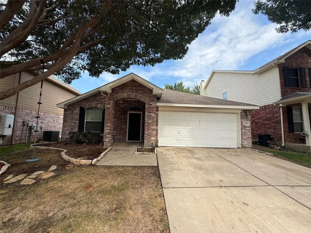 13252 Ridgepointe Road, Fort Worth