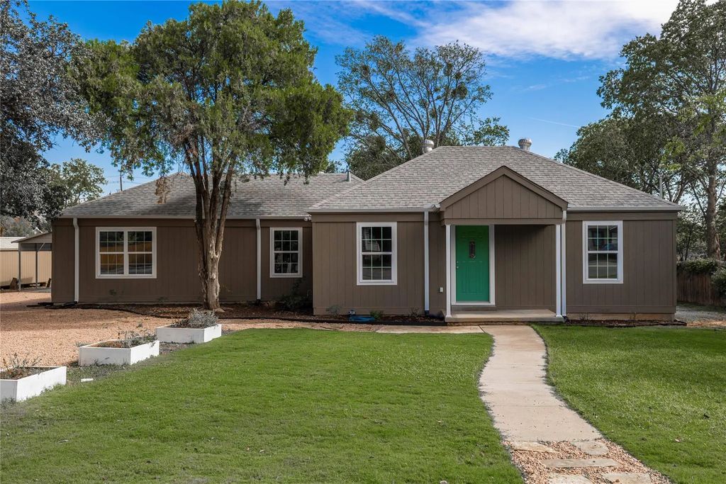 3602 Durham Avenue, Brownwood