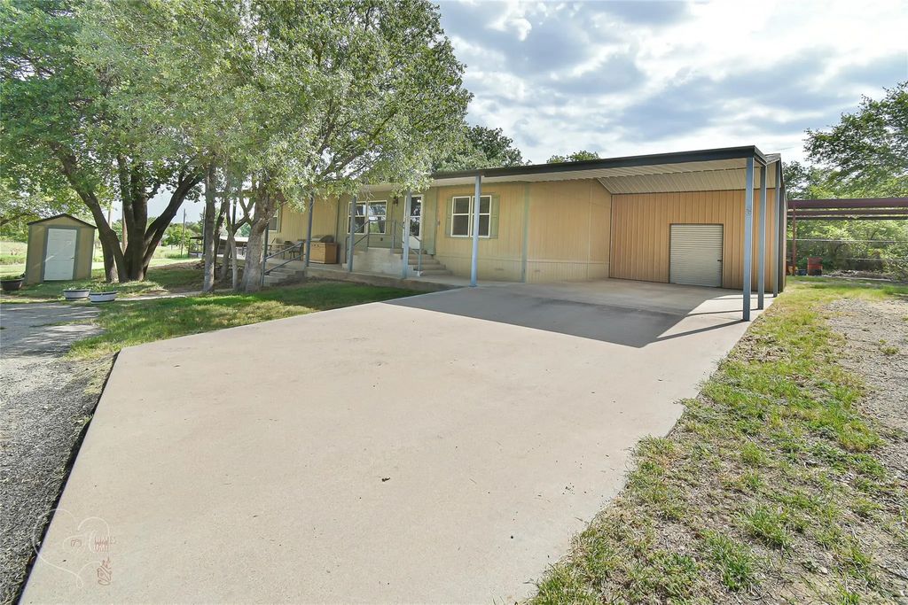 380 County Road 117, Baird
