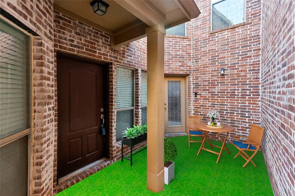6735 E Pistoia Drive, Frisco