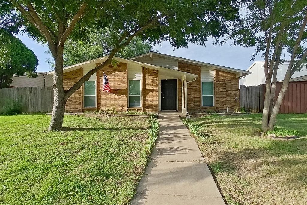 1617 Wilderness Trail, Grand Prairie